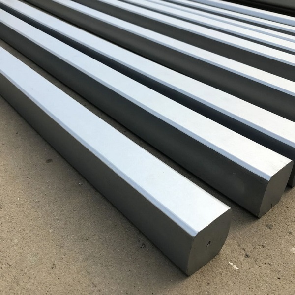 Квадрат стальной горячекатаный