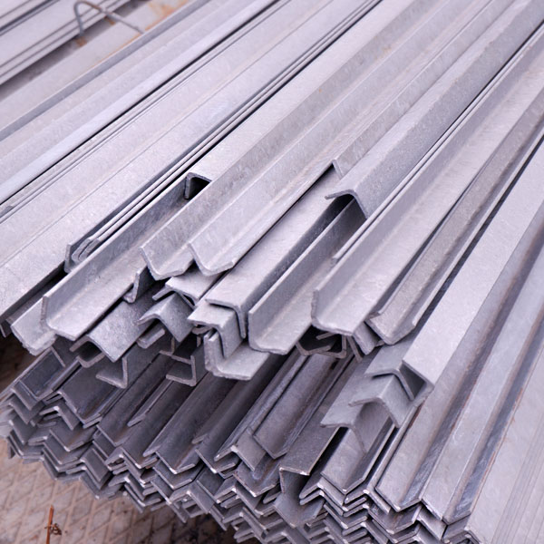 Уголок оцинкованный